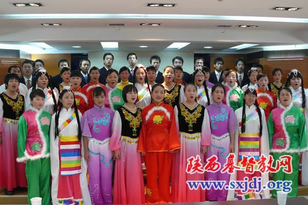 陕西基督教界举办庆祝建国60周年暨三自59周年歌咏座谈会(图6)