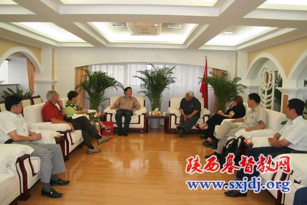 美国基督会和美国联合基督教会访问陕西省基督教两会和陕西圣经学校(图2)