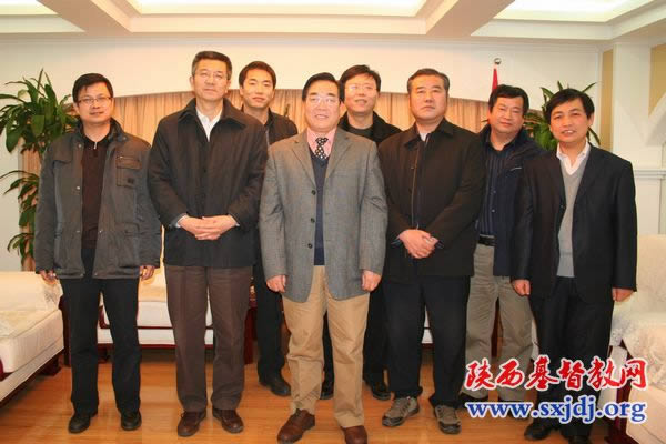 省委统战部领导来我会祝贺圣诞节(图3)