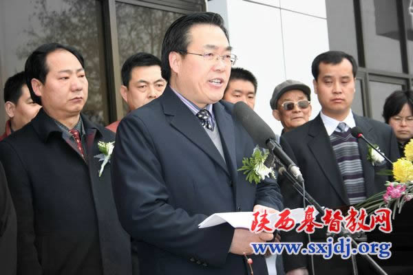 省基督教两会主席、会长王俊牧师出席王冬碧牧师追思礼拜(图2)