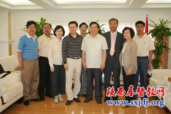 韩国上道中央教会朴逢洙牧师一行访问陕西教会(图2)