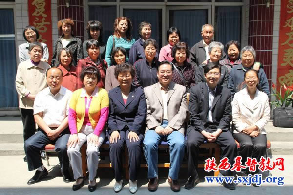 省两会主席、会长王俊牧师到南郑、城固教会走访调研(图9)