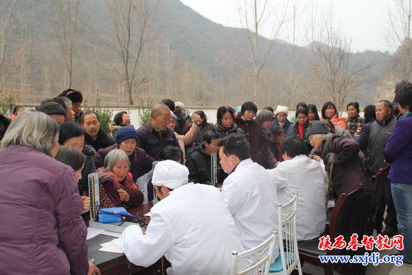 大山无语 大爱无届(图2)