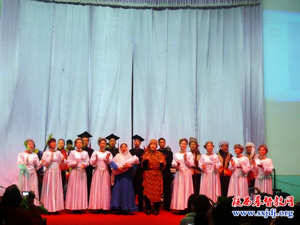 陕西圣经学校举办“耶稣——生命的光”圣诞崇拜汇演(图4)