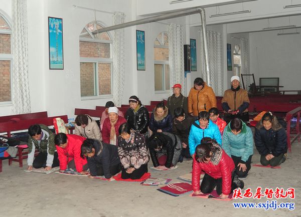 铜川基督教会川口聚会点、广阳镇聚会点举办公祷日崇拜(图2)