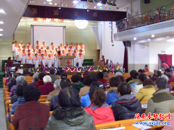 宝鸡市十里铺教会举办“妇女公祷日”崇拜活动(图1)