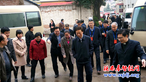 省政协孙清云副主席到陕西圣经学校调研