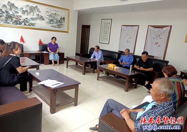 岐山县基督教两会组织学习《宗教活动场所管理办法》