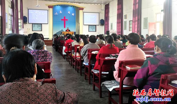 杨凌示范区张家岗福音堂举办重阳会