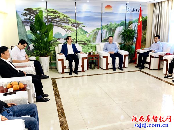 省基督教两会主席、会长王俊牧师到汉中市教会调研指导工作