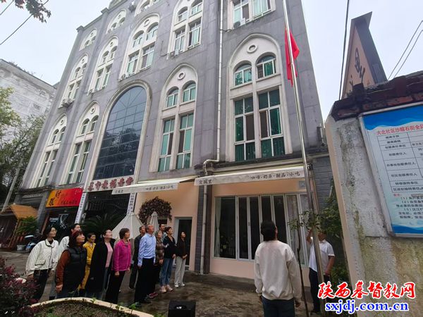 安康市基督教两会组织各堂点举行升国旗仪式