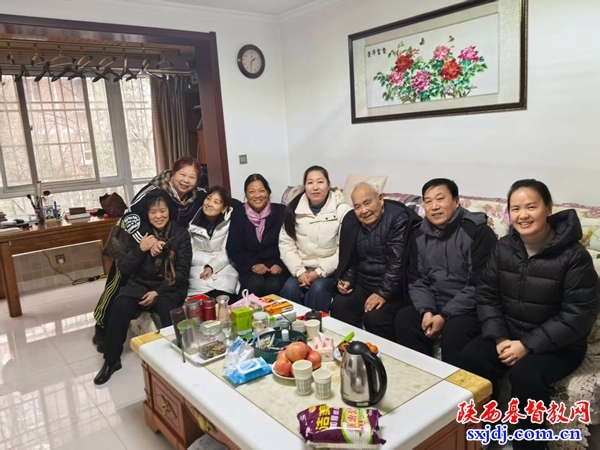高陵区基督教两会开展新春走访慰问活动