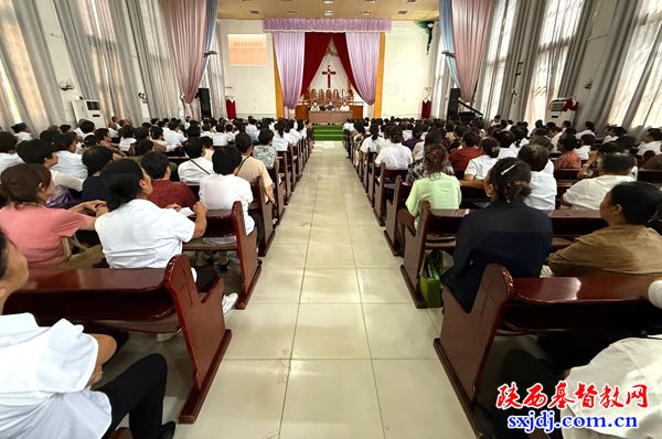 咸阳市基督教两会举行“爱国主义教育周”活动启动仪式