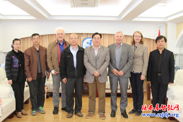 挪威信义会友人尤约翰牧师一行访问省基督教教会(图2)