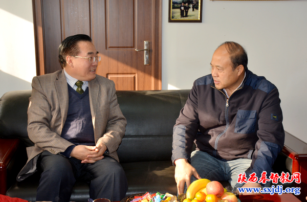 省政协民宗委领导到省基督教两会祝贺圣诞节(图1)