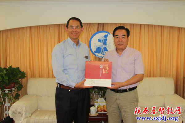 美国国际学园传道会副会长郑摩西牧师一行访问陕西教会