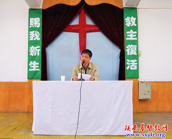 省宗教院校指导中心领导莅临圣经学校传达“两会”精神(图1)