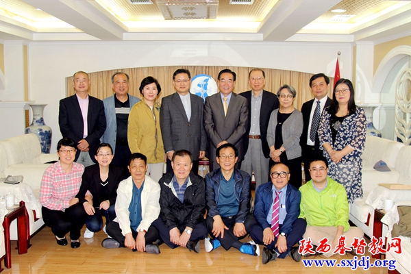 韩国上道中央教会朴逢洙牧师一行访问我省教会(图3)