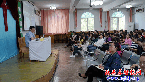 中国基督教三自爱国运动委员会秘书长顾梦飞莅临陕西圣经学校作基督教中国化讲座(图2)