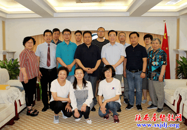 有朋自远方来,不亦悦乎?——天津市基督教两会一行到访省基督教两会和圣经学校(图3)