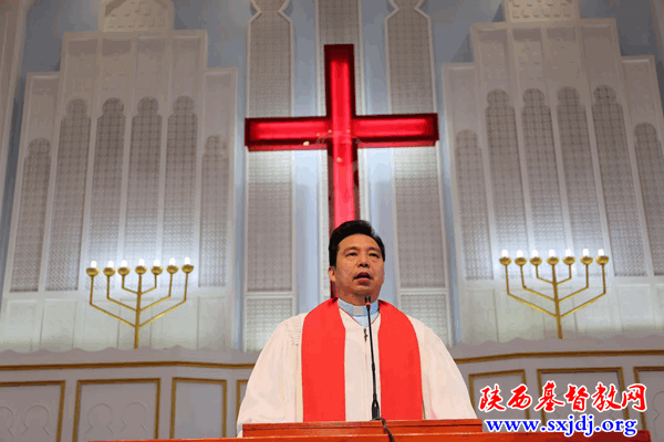 永铭历史，祝福祖国——汉中市基督教会举行庆祝建国70周年暨建党98周年活动