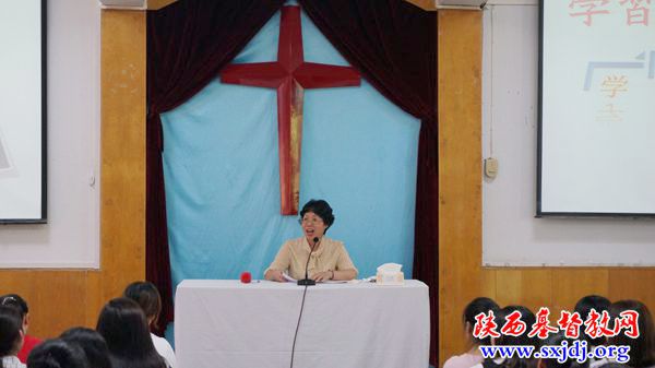 新学期,新起点,新追求,新发展 ——陕西圣经学校举办2019年秋季学期开学培灵聚会