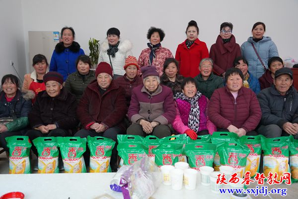 新春的温暖，节日的祝福 ——商州区基督教两会开展春节爱心慰问活动(图2)