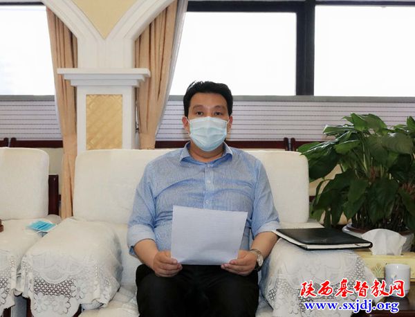 省基督教两会全体同工认真学习全国两会会议精神(图4)