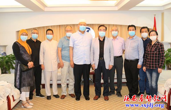省基督教两会主要同工接待省伊斯兰教协会刘瑞林副会长一行(图3)