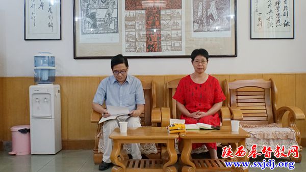 铭记历史 缔造和平 ——陕西圣经学校召开“纪念抗日战争胜利暨世界反法西斯战争胜利75周年”座谈会(图2)