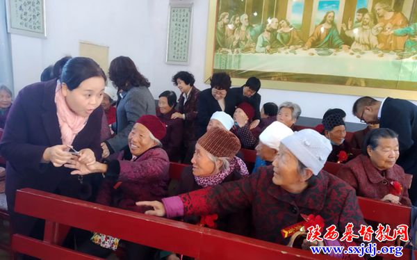 九九重阳日，浓浓敬老情 ——我省多处教会举办重阳节敬老活动(图5)