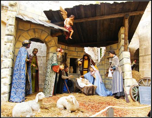 基督当生在何处？