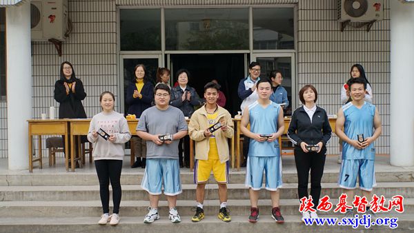 强健身心 作主精兵——陕西圣经学校举办2021年春季运动会(图5)