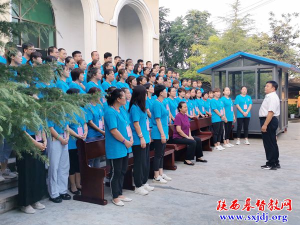 泾阳县基督教两会举办宗教政策法规培训班