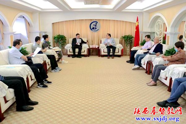 省民宗委主任董劲威一行走访省基督教两会