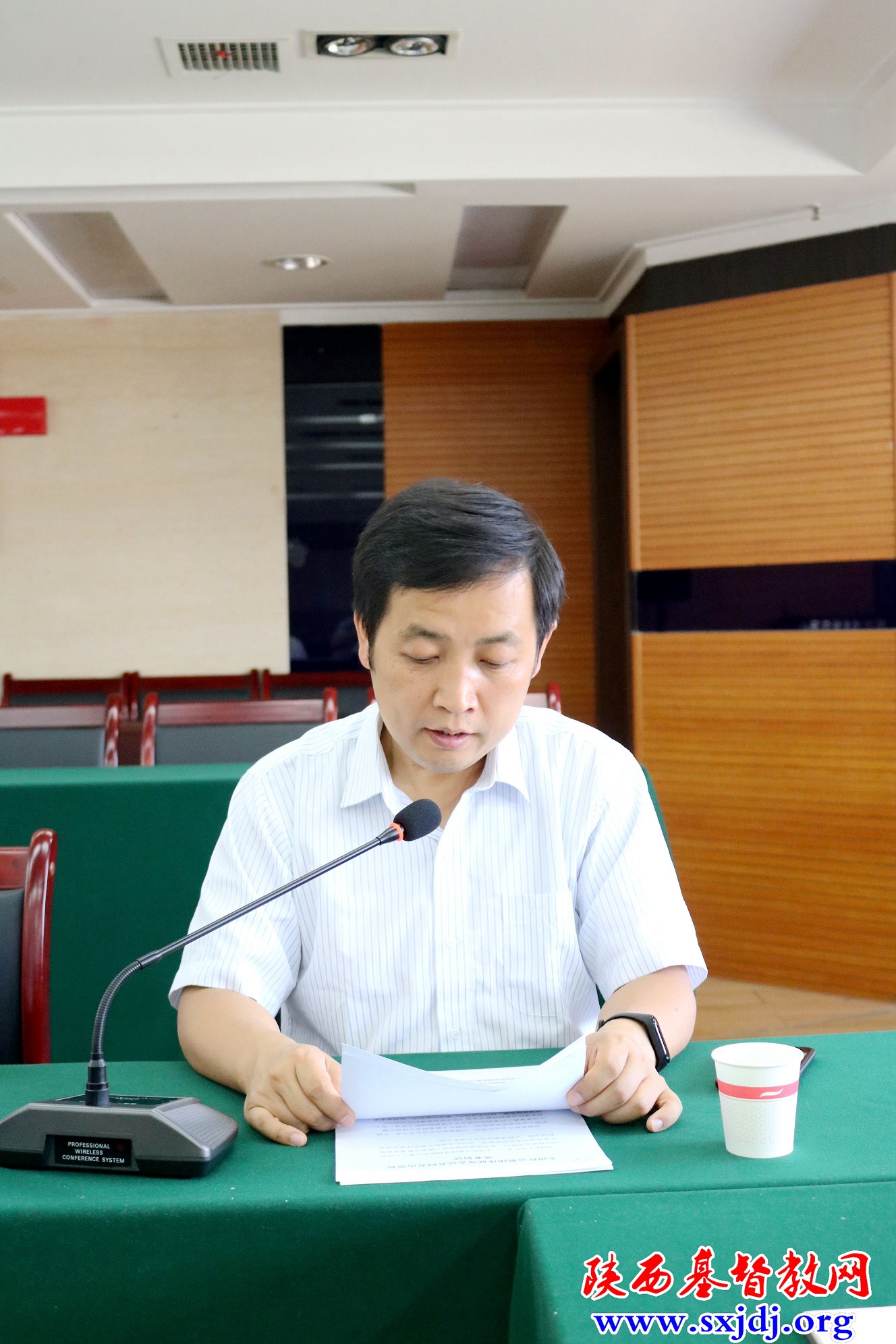 我会召开全体驻会同工“宗教政策法规宣传学习月”学习会暨《关于崇俭戒奢的共同倡议》学习推进会(图6)