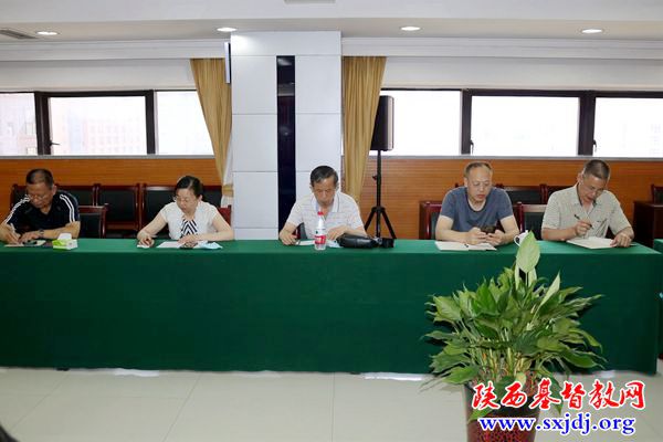 我会召开全体驻会同工“宗教政策法规宣传学习月”学习会暨《关于崇俭戒奢的共同倡议》学习推进会(图8)